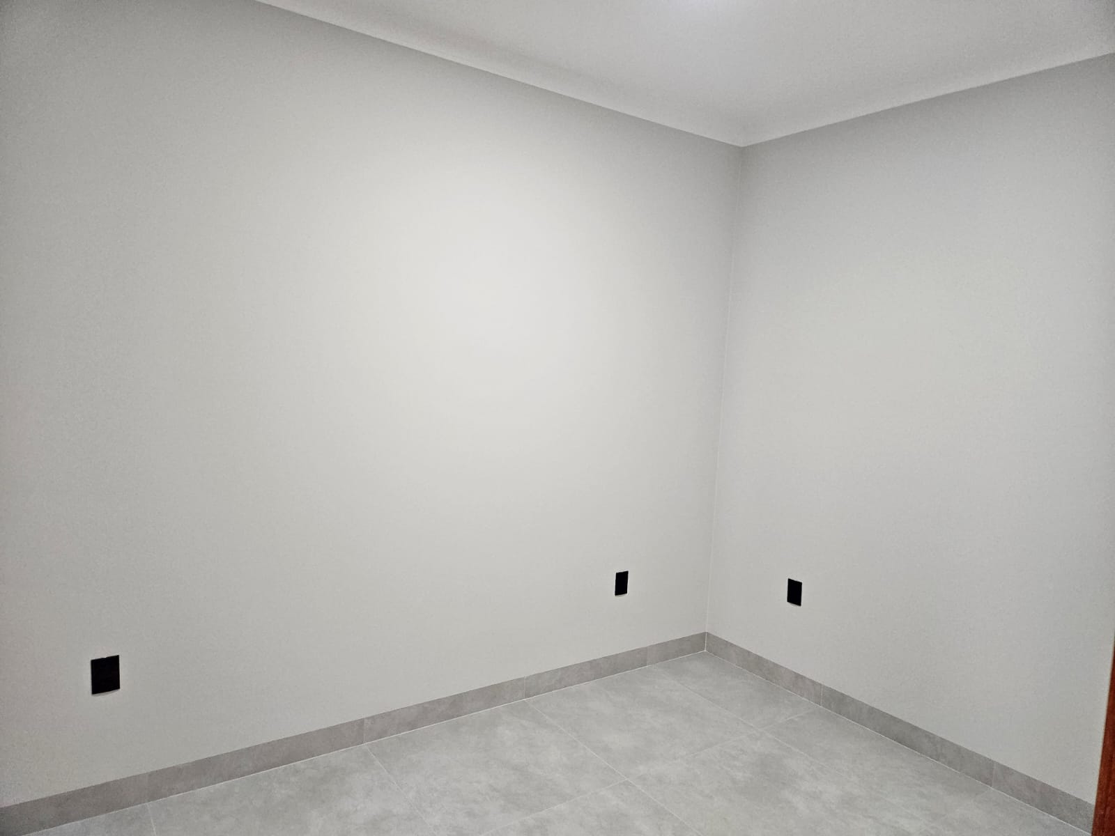 LINDA CASA NOVA NO JARDIM DO LAGO 3