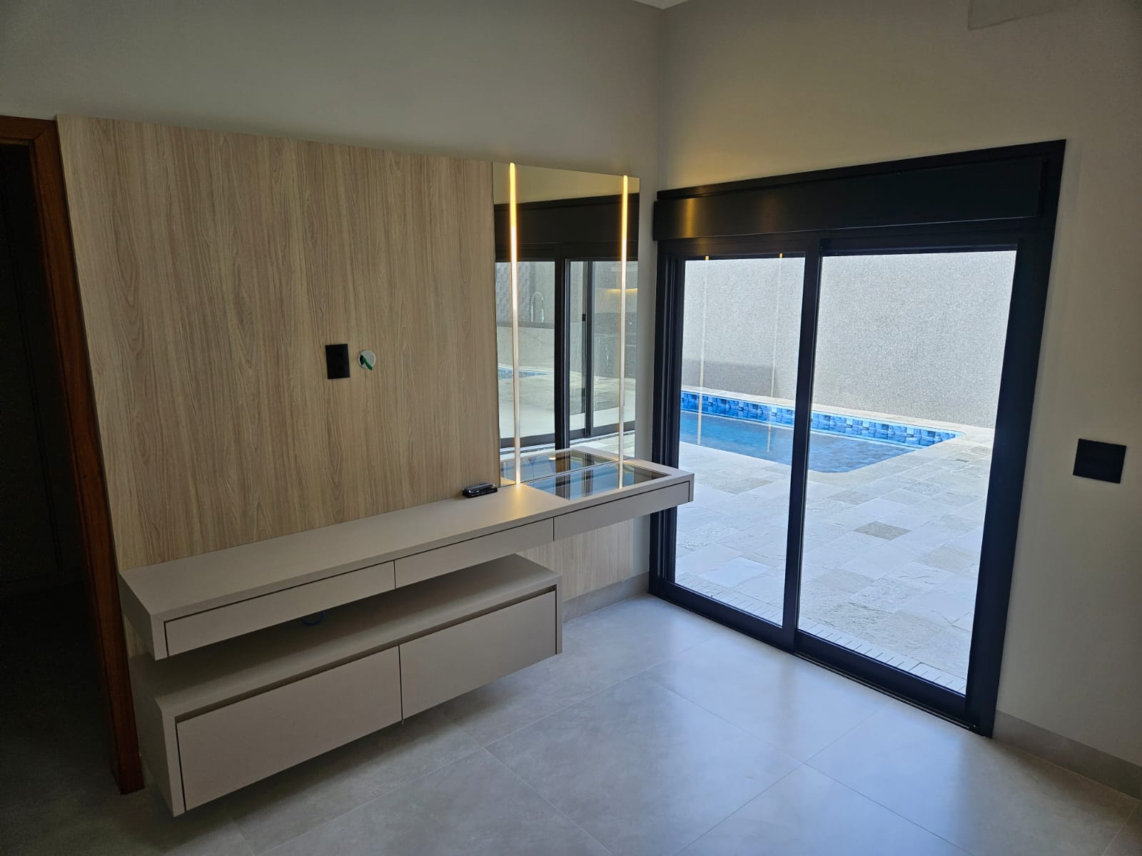 LINDA CASA NOVA NO JARDIM DO LAGO 3