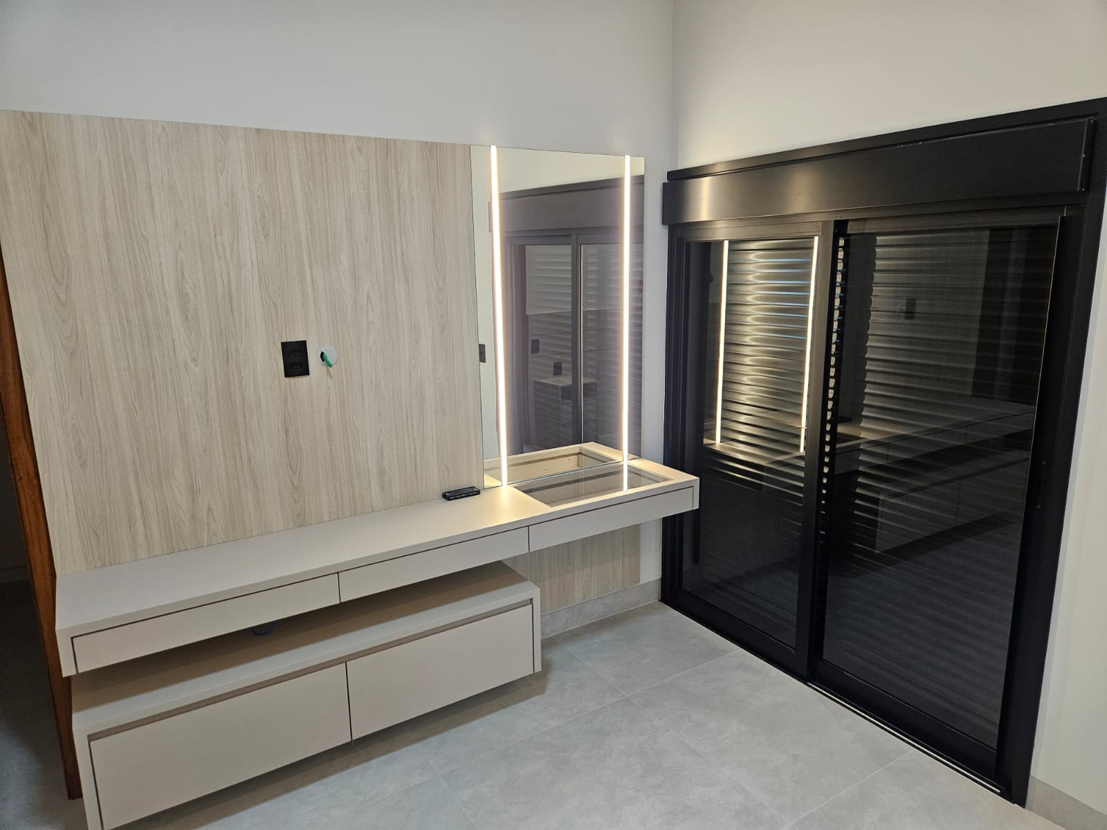 LINDA CASA NOVA NO JARDIM DO LAGO 3