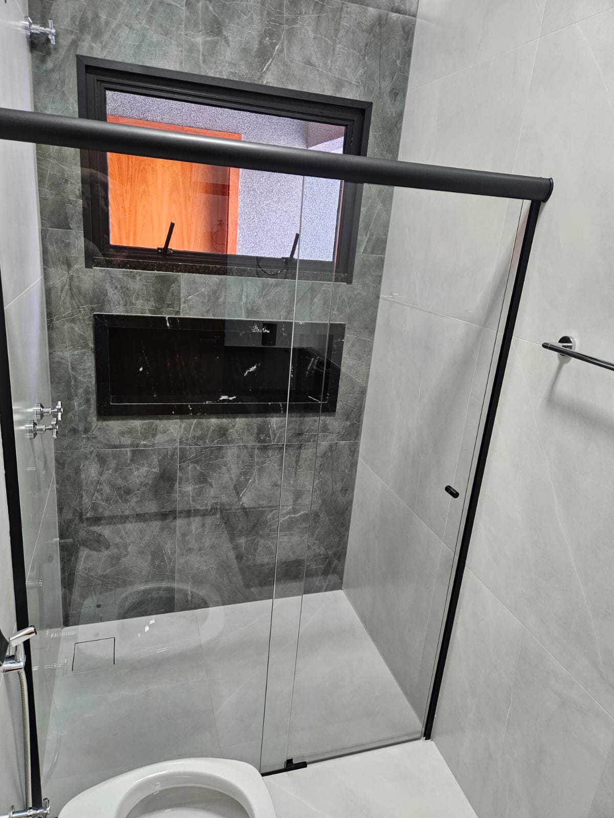 LINDA CASA NOVA NO JARDIM DO LAGO 3