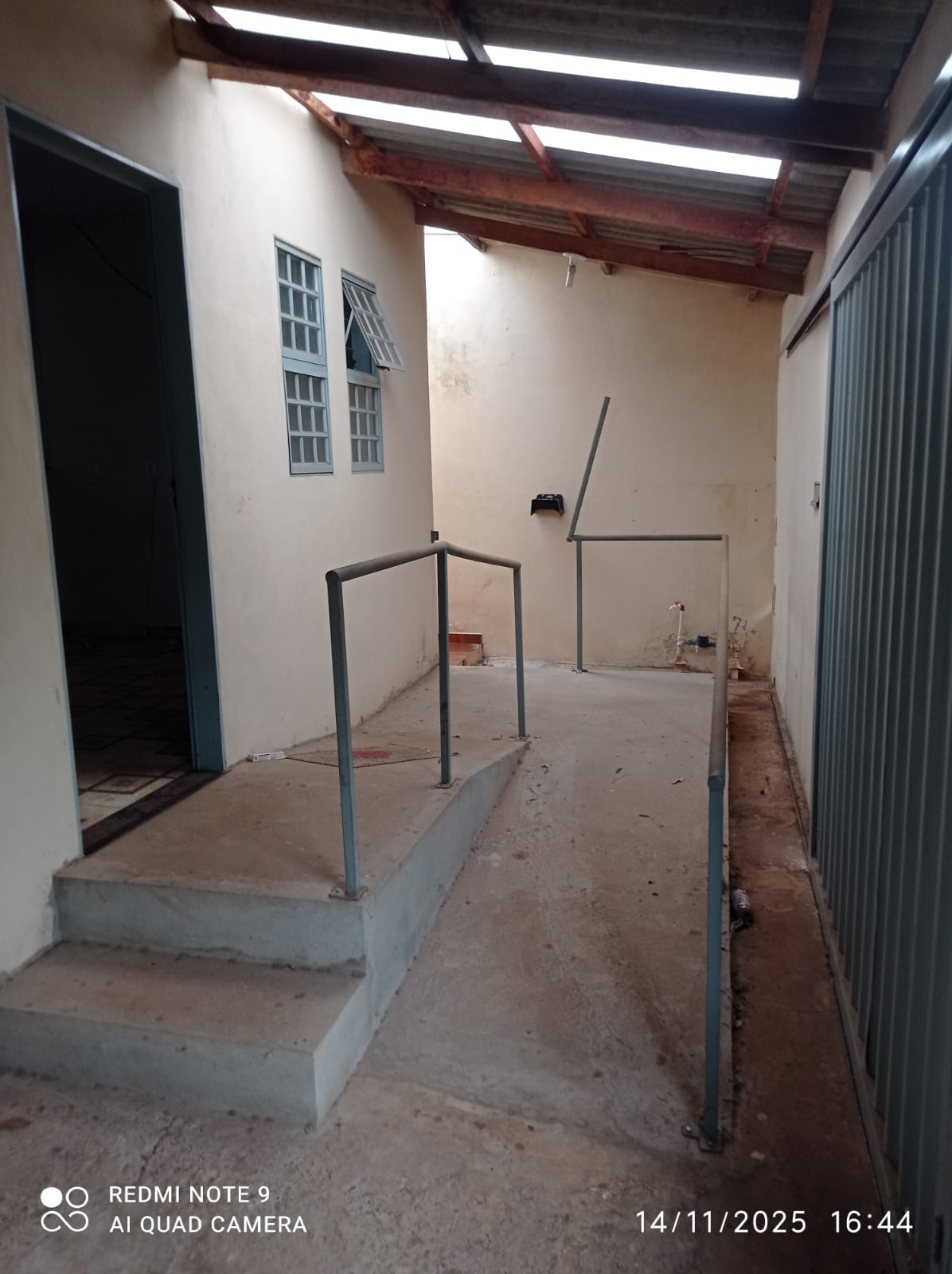 Rua Gonçalves Ledo, 968 - Vila São João