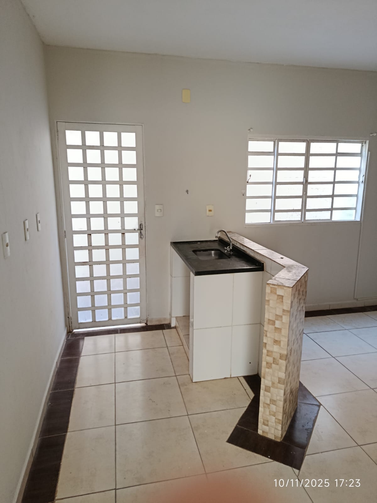 Rua Vinte e Cinco de Outubro, 141 - Vila Fátima