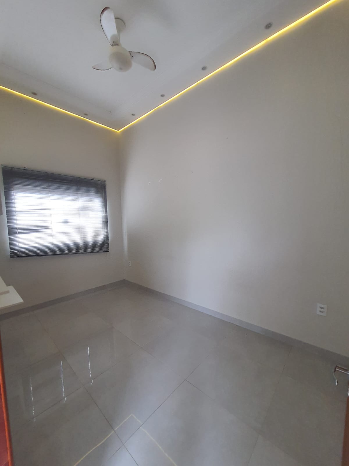 LINDA CASA NO MAIS PARQUE