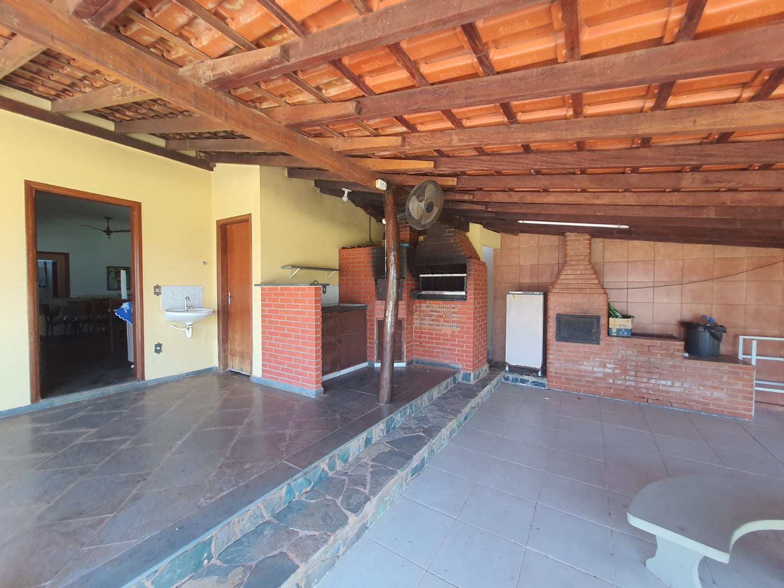 EXCELENTE RANCHO PROXIMO AO BELVEDERE