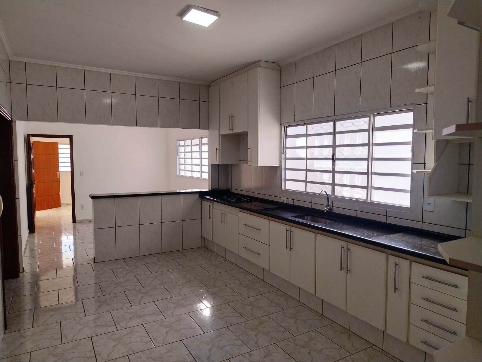 ÓTIMA CASA NO JARDIM ESPLANADA