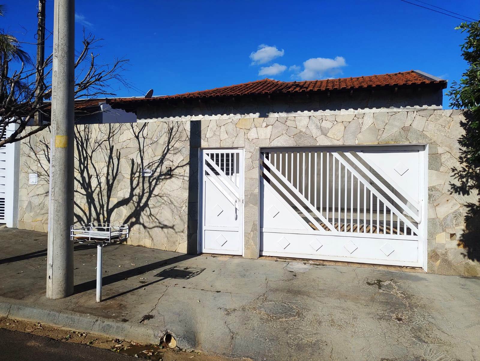 ÓTIMA CASA NO JARDIM ESPLANADA