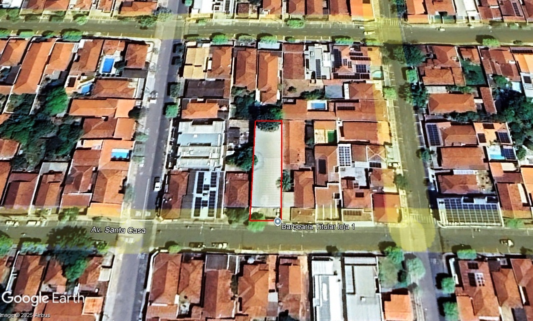 ÓTIMO BARRACÃO PARA DEPÓSITO NO CENTRO