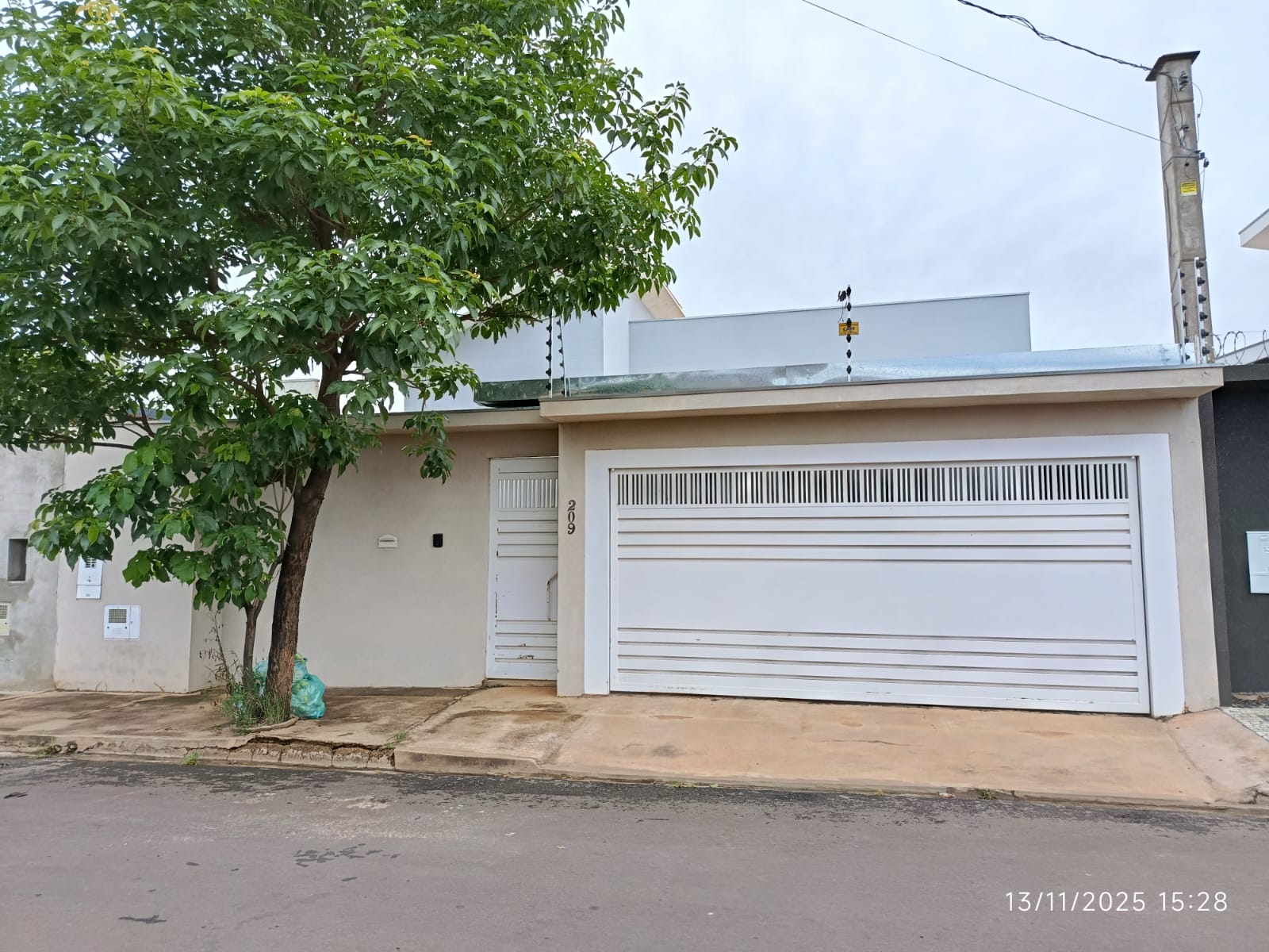 Rua Durvalino Esperança, 209 - Residencial Jardim do Lago V