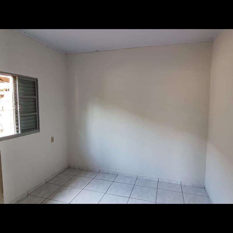 CASA DE ESQUINA NO CENTRO