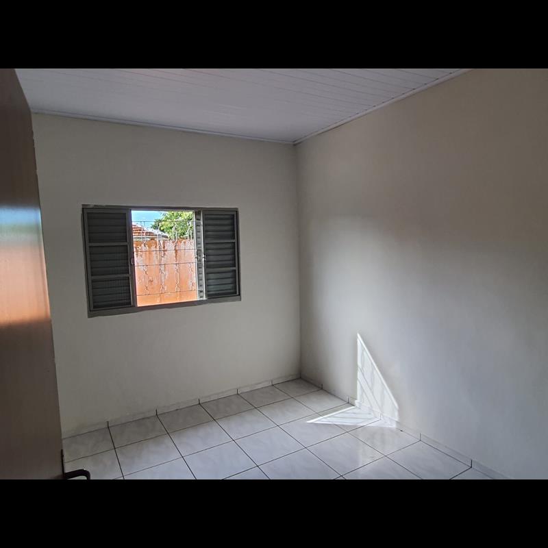 CASA DE ESQUINA NO CENTRO