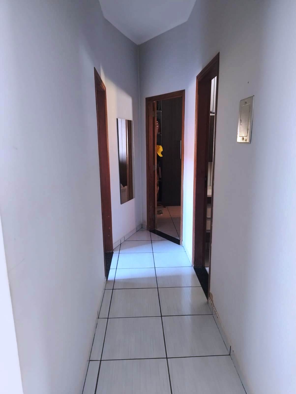 ÓTIMA CASA DE ESQUINA NO JARDIM DEL REY