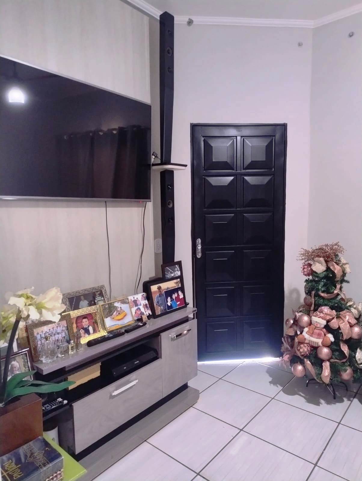 ÓTIMA CASA DE ESQUINA NO JARDIM DEL REY