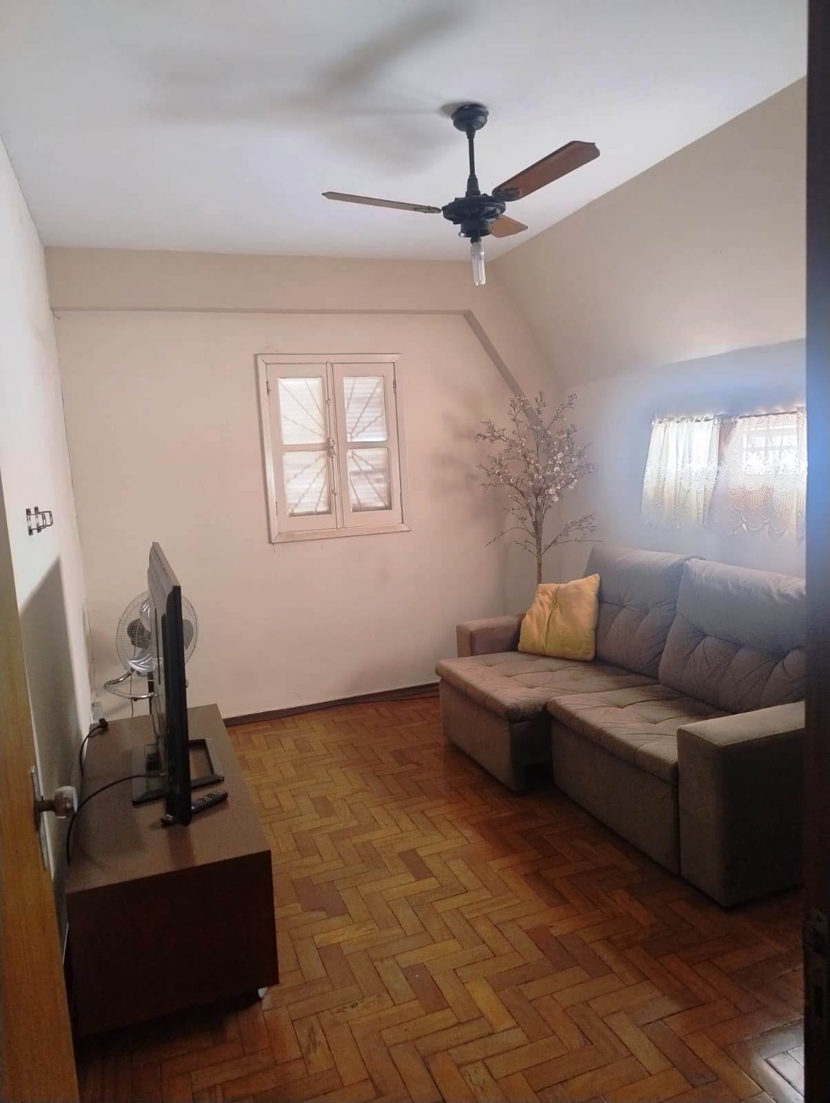 LINDO IMÓVEL TIPO CHALÉ NO BAIRRO EDEJAMA