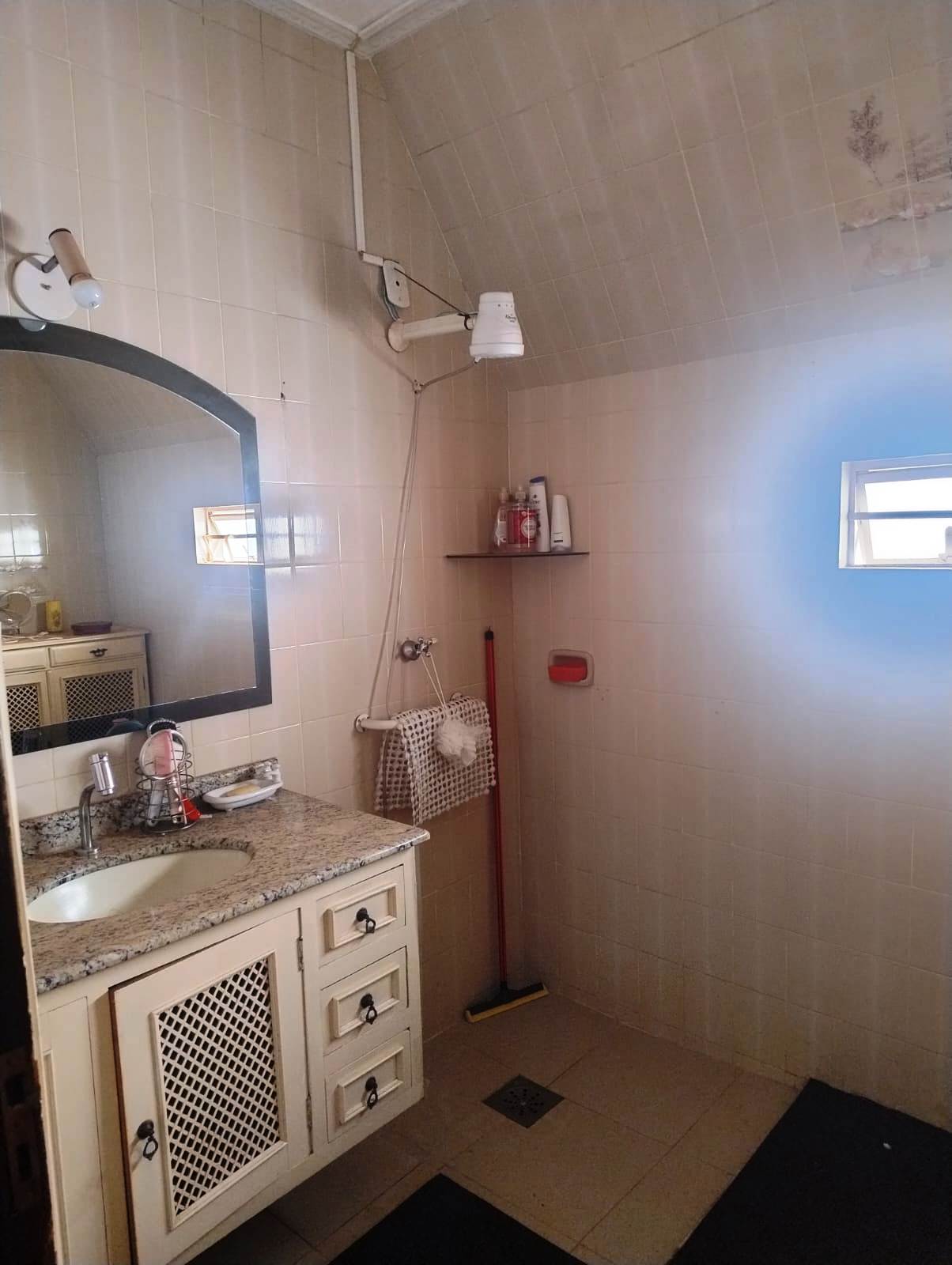 LINDO IMÓVEL TIPO CHALÉ NO BAIRRO EDEJAMA