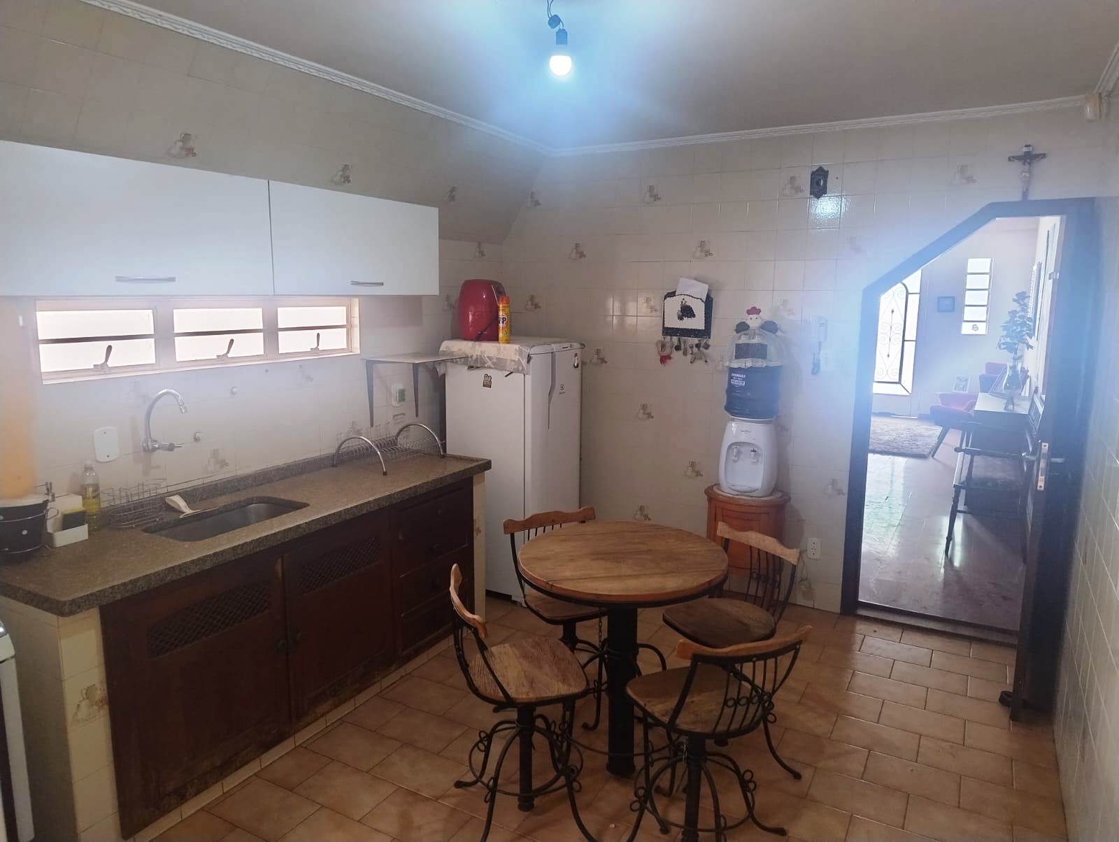 LINDO IMÓVEL TIPO CHALÉ NO BAIRRO EDEJAMA