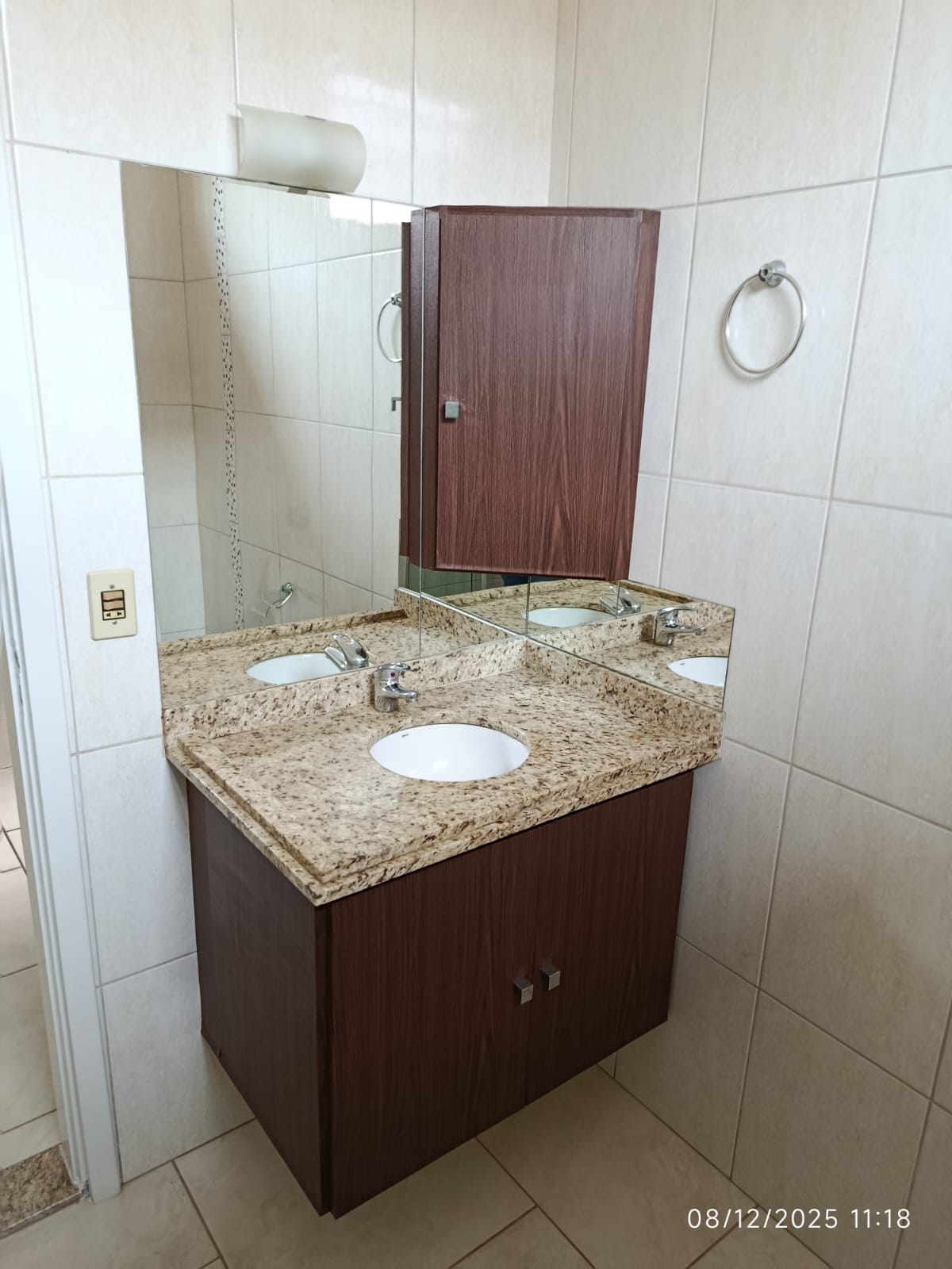 Avenida Leblon, 361 - Jardim Guanabara