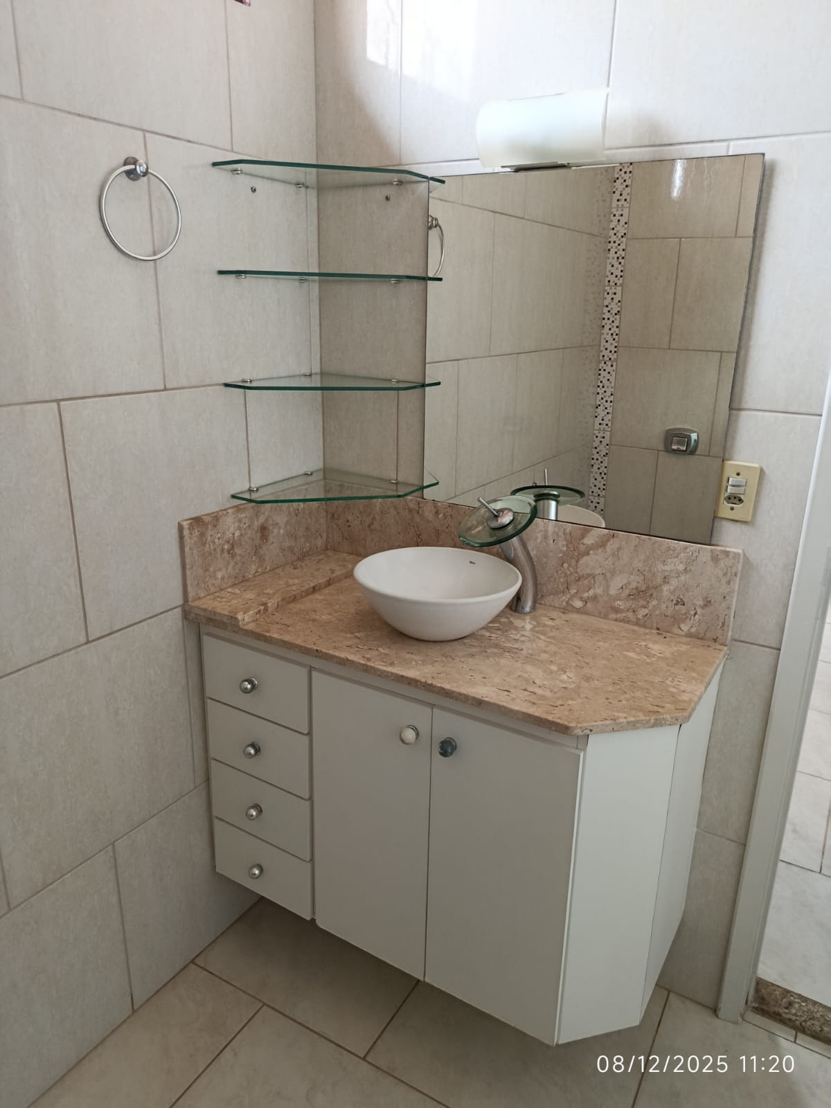 Avenida Leblon, 361 - Jardim Guanabara