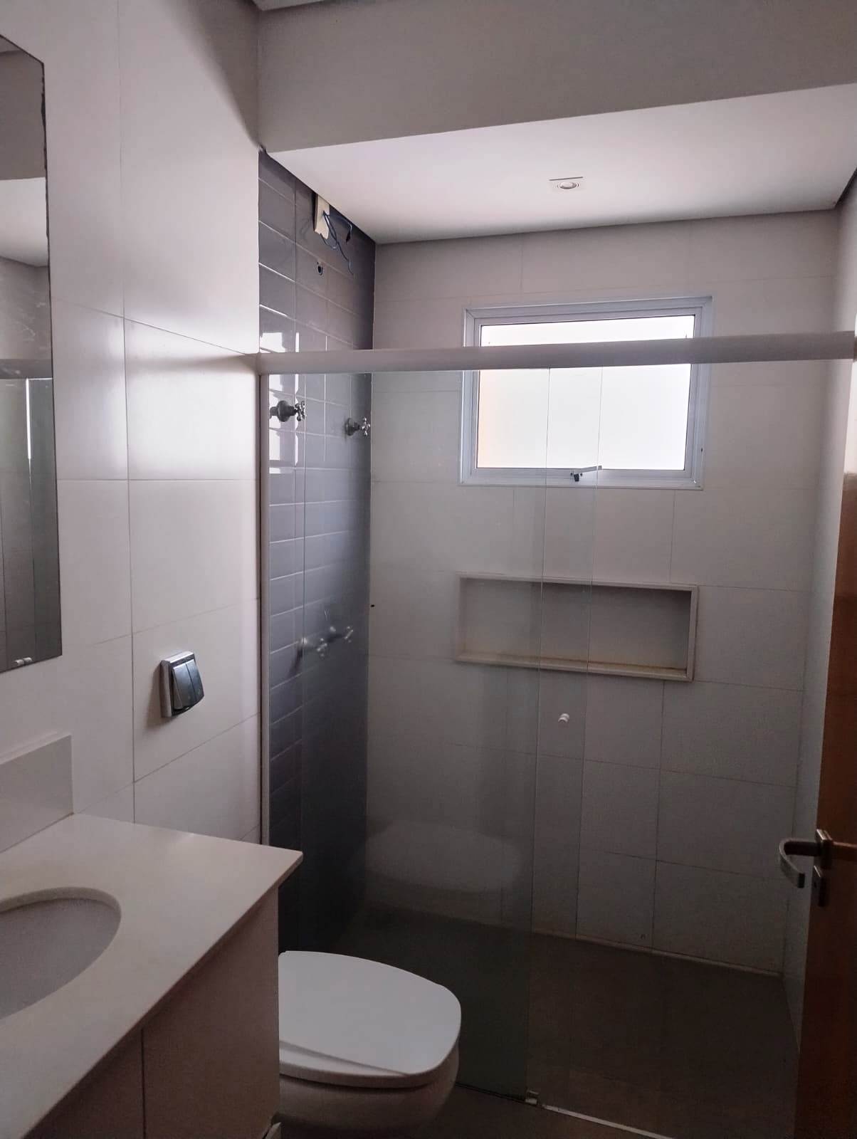 DUAS CASA GEMINADA NA VILA FÁTIMA 