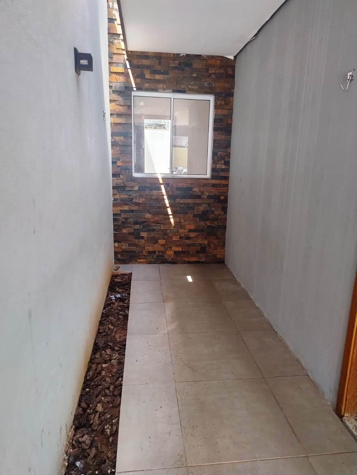 DUAS CASA GEMINADA NA VILA FÁTIMA 