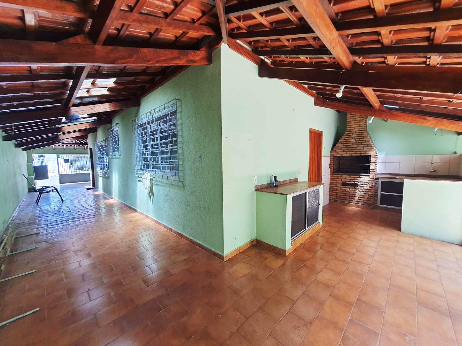 ÓTIMA CASA NO CENTRO