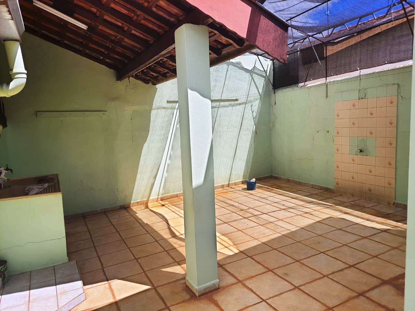 ÓTIMA CASA NO CENTRO