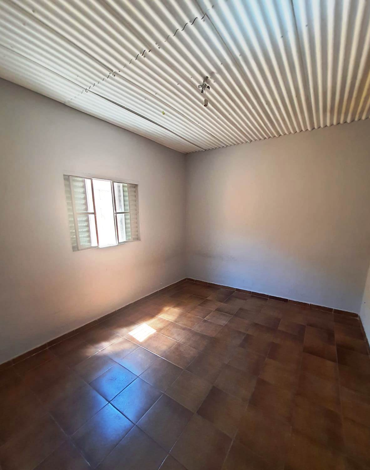 CASA COM EDICULA NO CIDADE JARDIM 