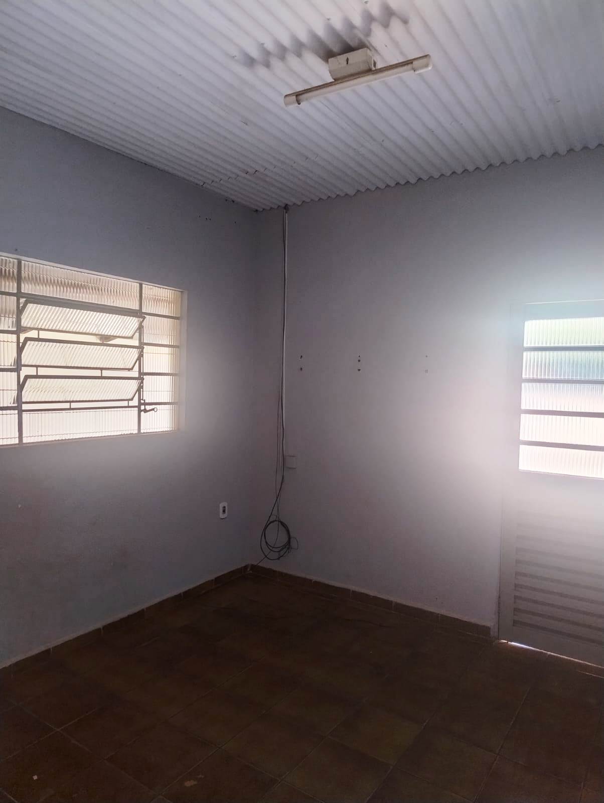 CASA COM EDICULA NO CIDADE JARDIM 