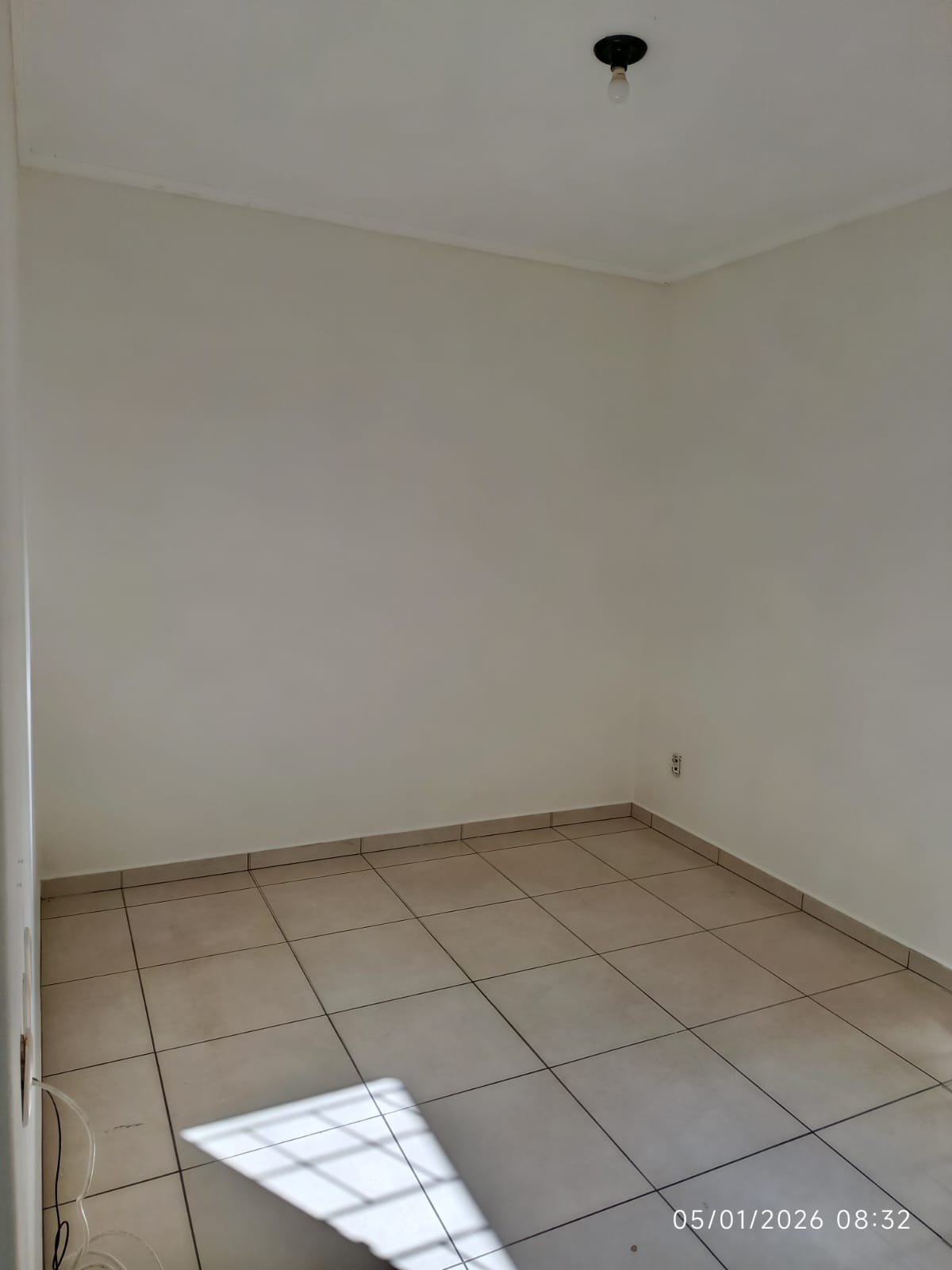 Rua Guaporé, 240 - Vila América