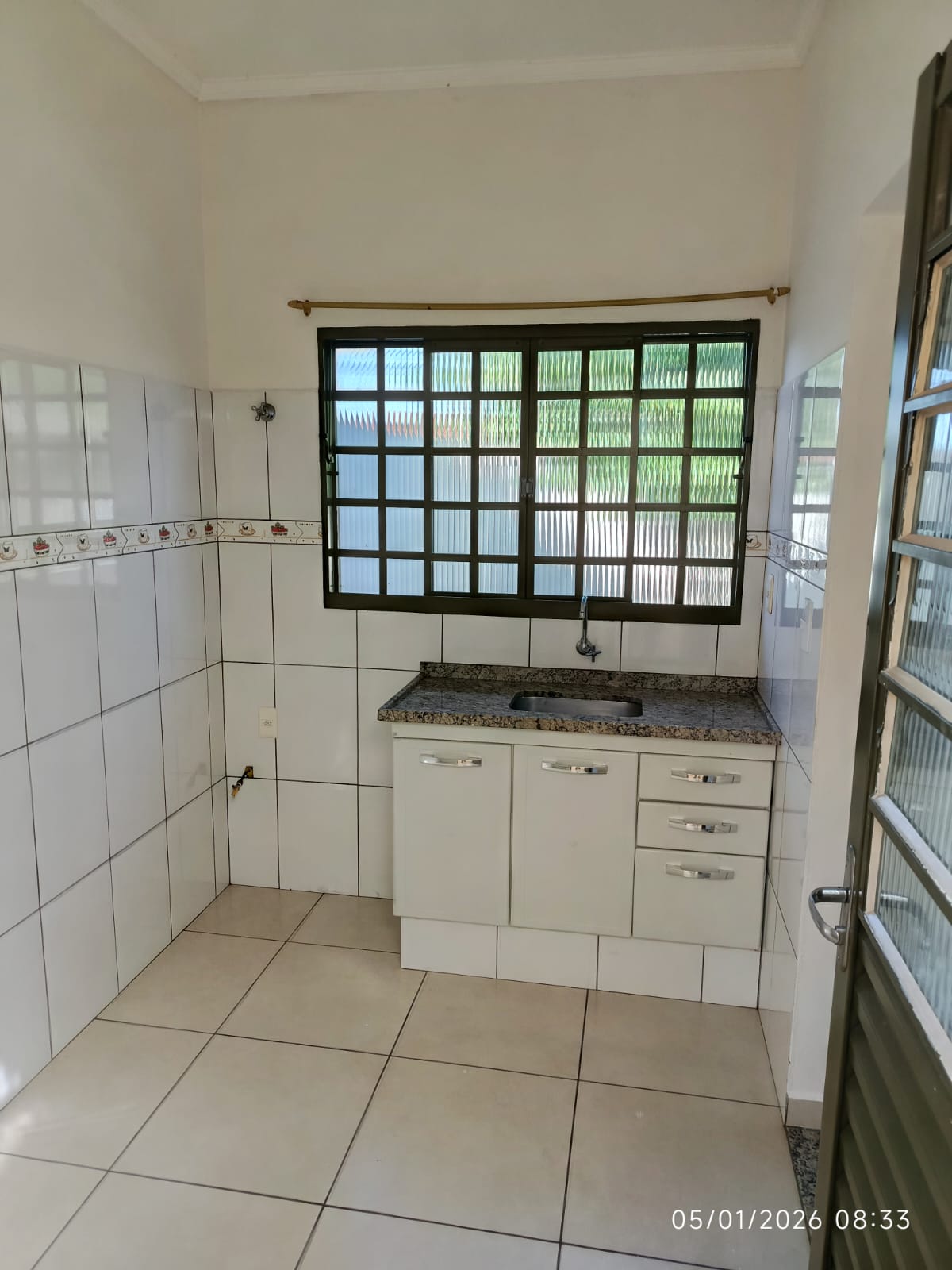 Rua Guaporé, 240 - Vila América