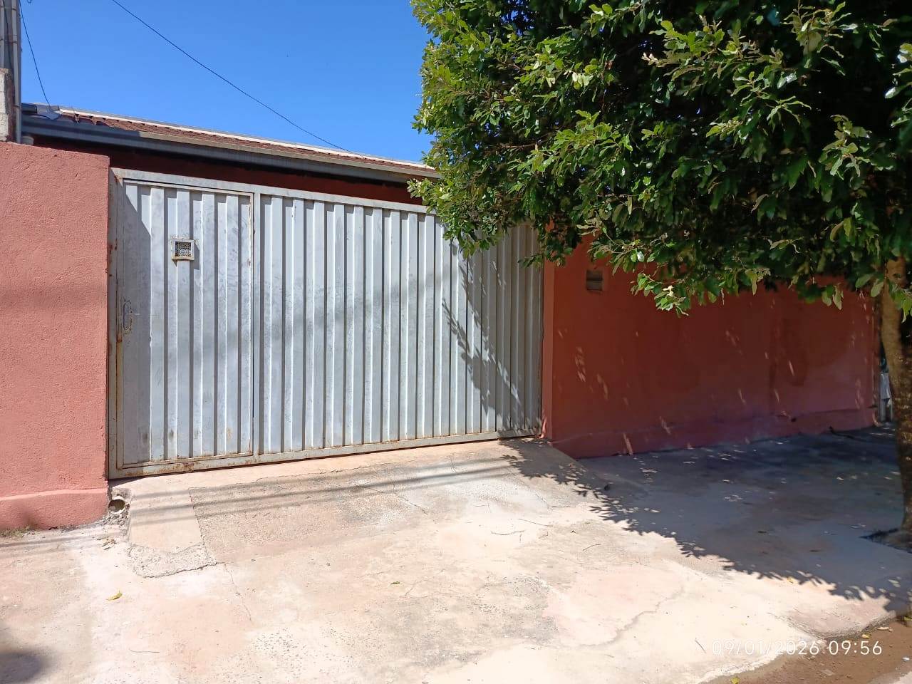 DUAS CASAS NO MESMO TERRENO JARDIM ELDORADO.