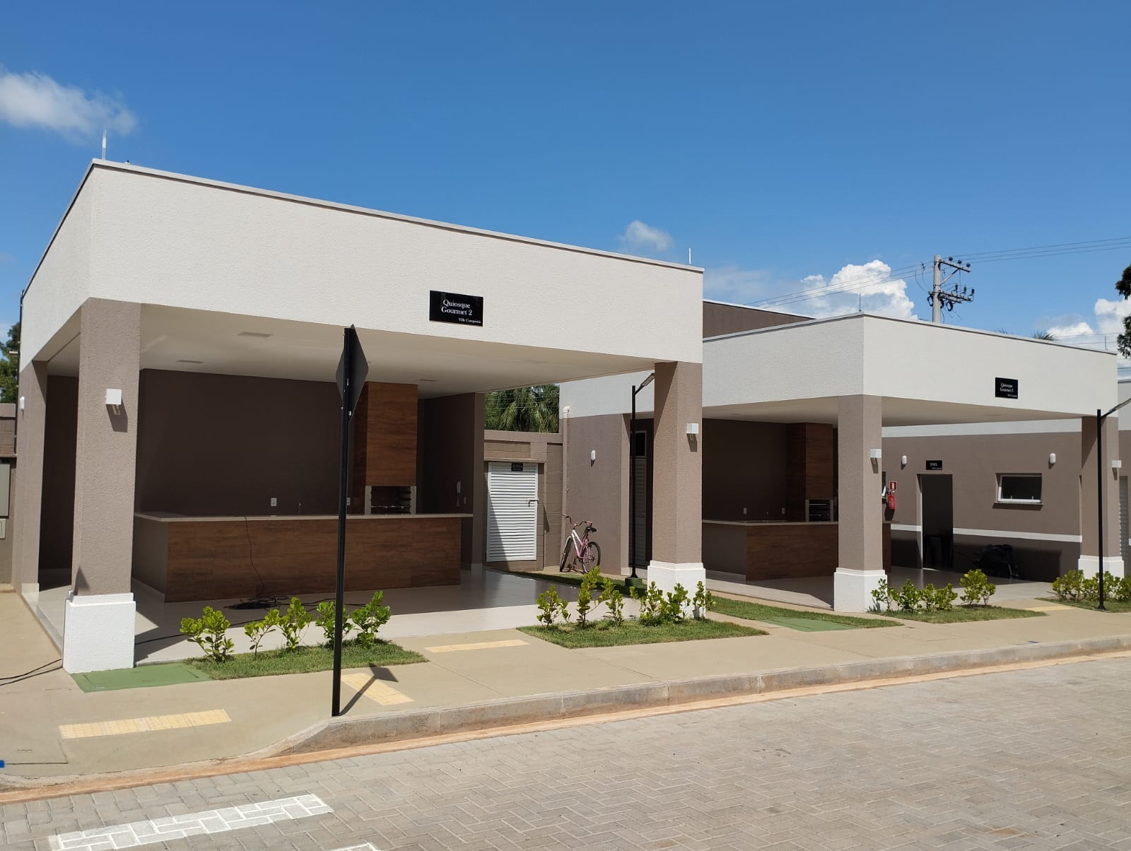 DOIS APARTAMENTOS NOVOS NO VILLE CONQUISTTÀ