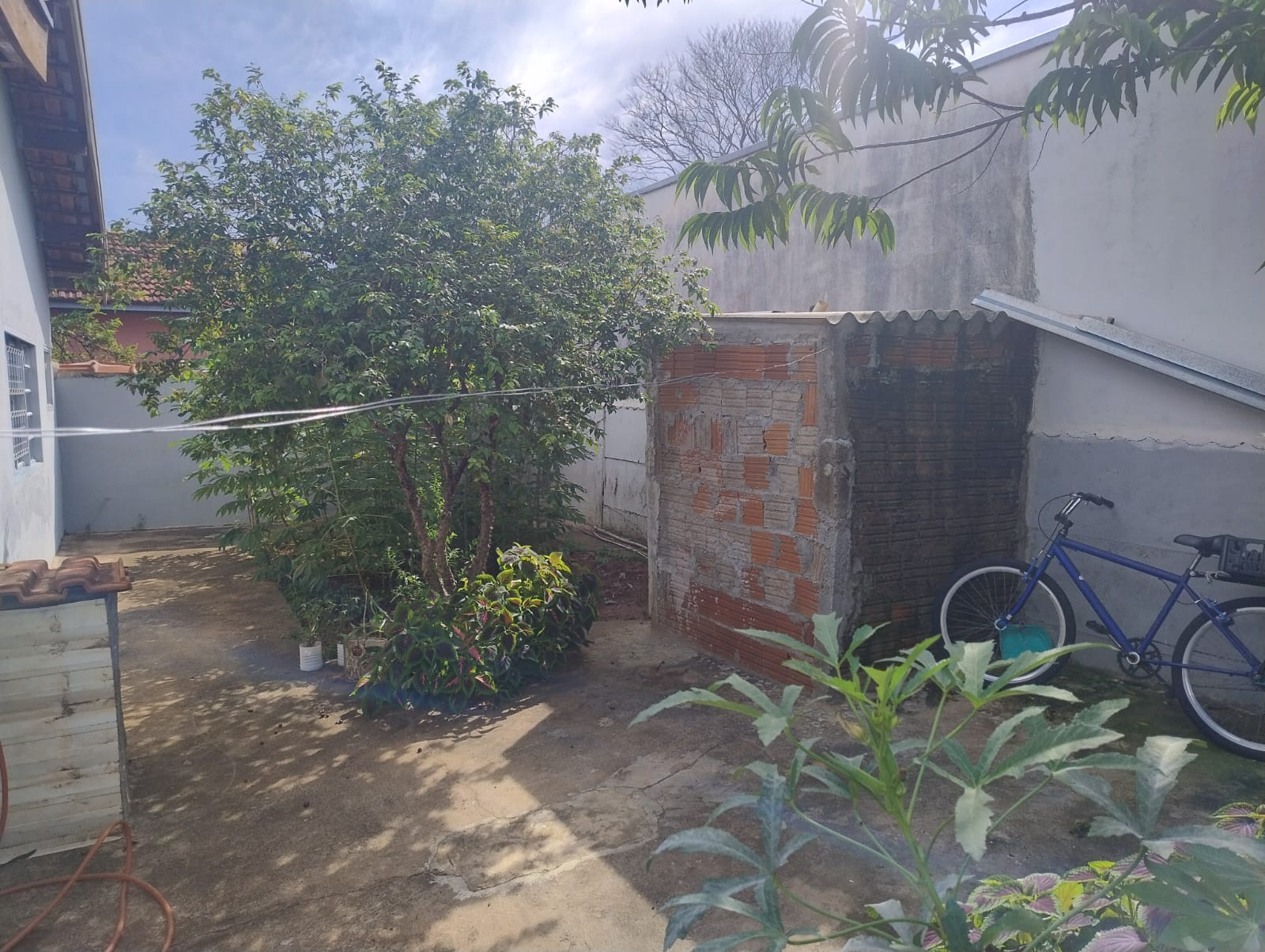 ÓTIMA CASA NO BAIRRO SÃO JOAQUIM