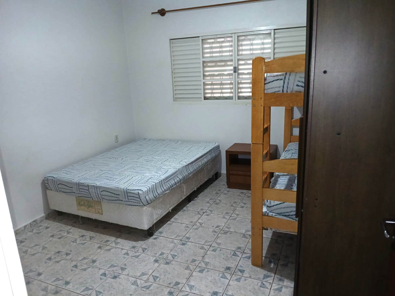 EXCELENTE RANCHO NA PARTE DE BAIXO DO BELVEDERE