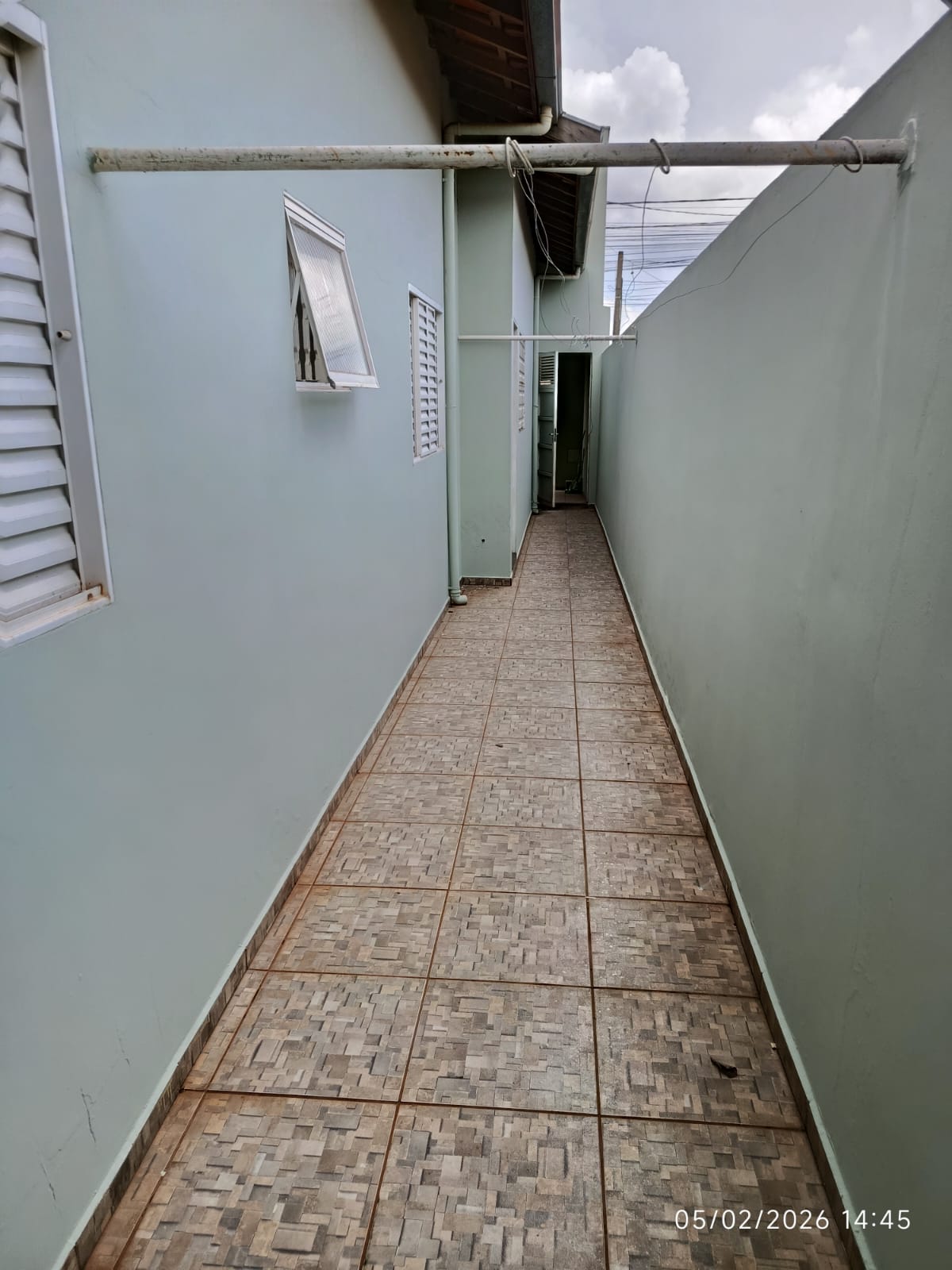 Rua Alípio Lopes das Neves, 99 - Residencial Jardim Tropical