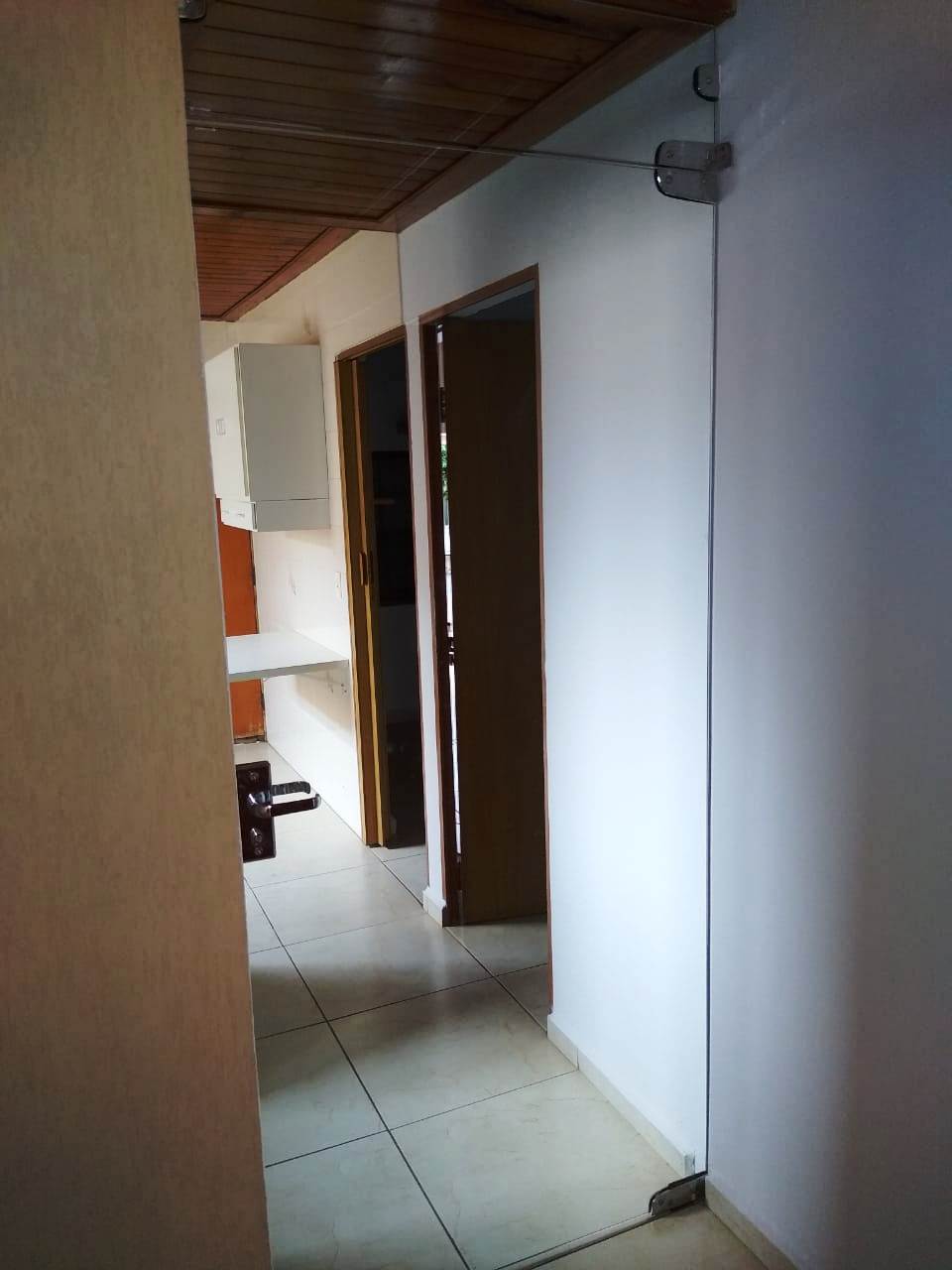 ÓTIMA CASA COM EDICULA NO FUNDO PROXIMO AO SUPERMERCADO ELDORADO