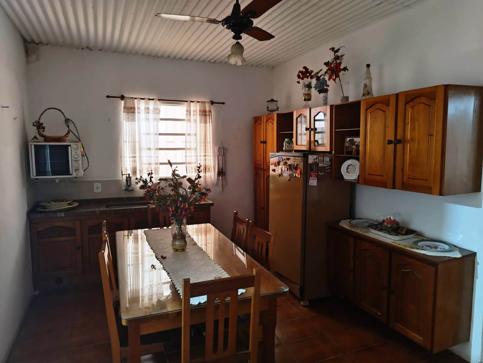 CASA DE ESQUINA PERTINHO DA FUNEPE