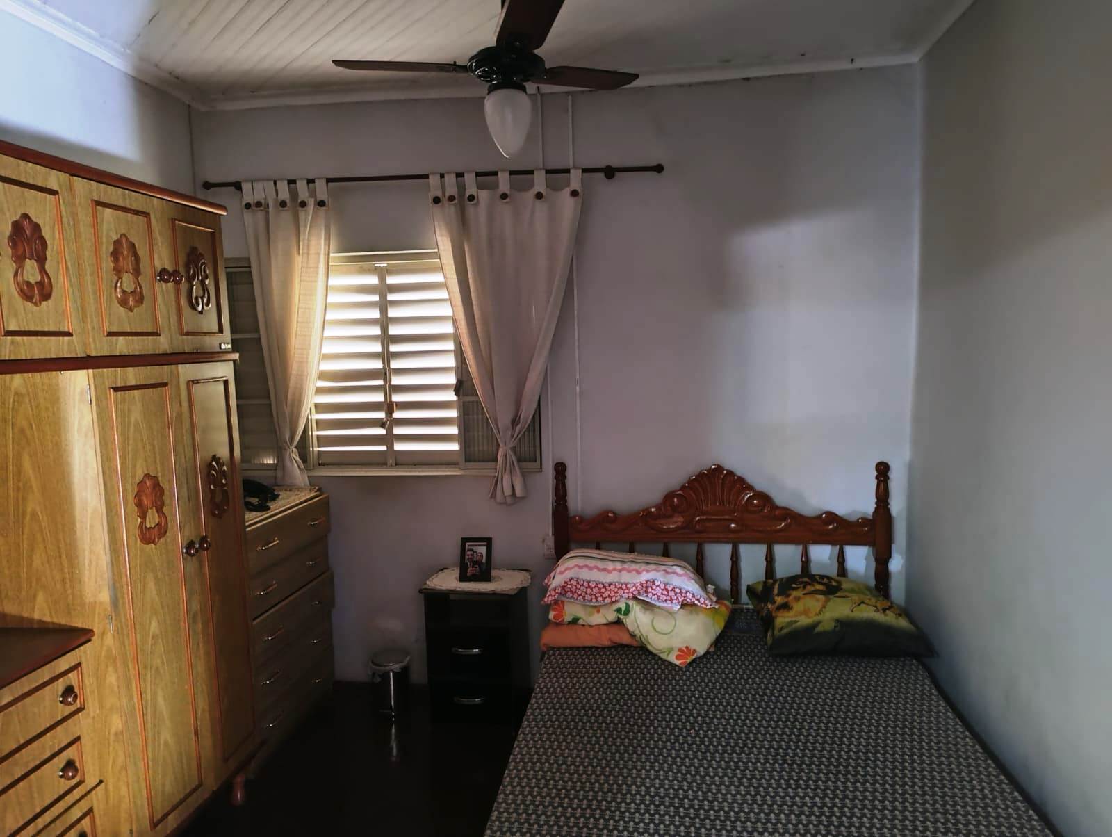 CASA DE ESQUINA PERTINHO DA FUNEPE