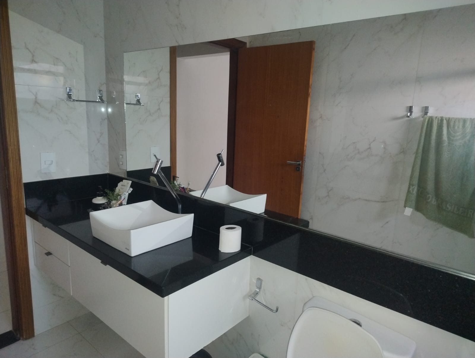 ÓTIMA CASA MODERNA NO JARDIM IPANEMA 