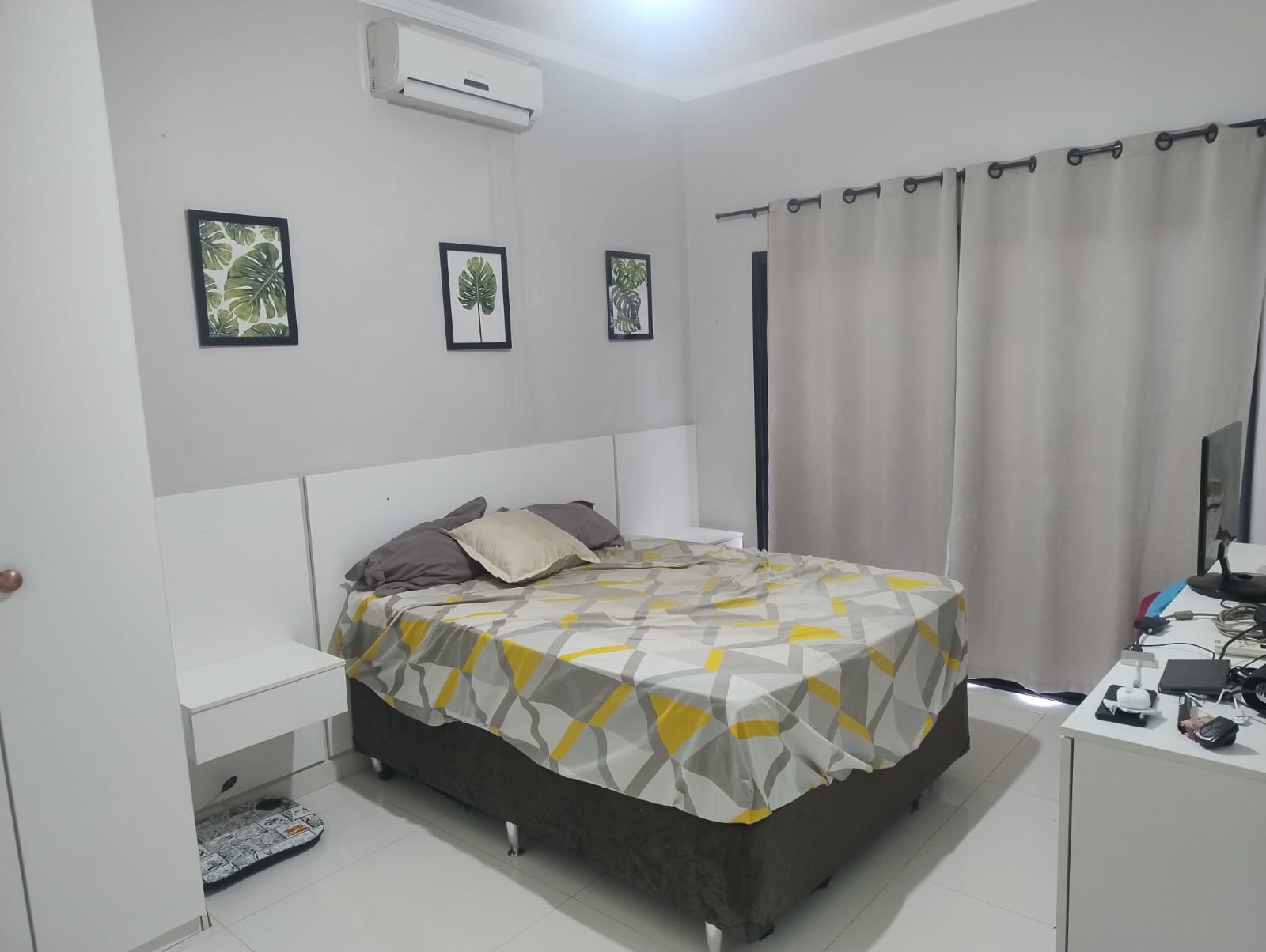 ÓTIMA CASA MODERNA NO JARDIM IPANEMA 