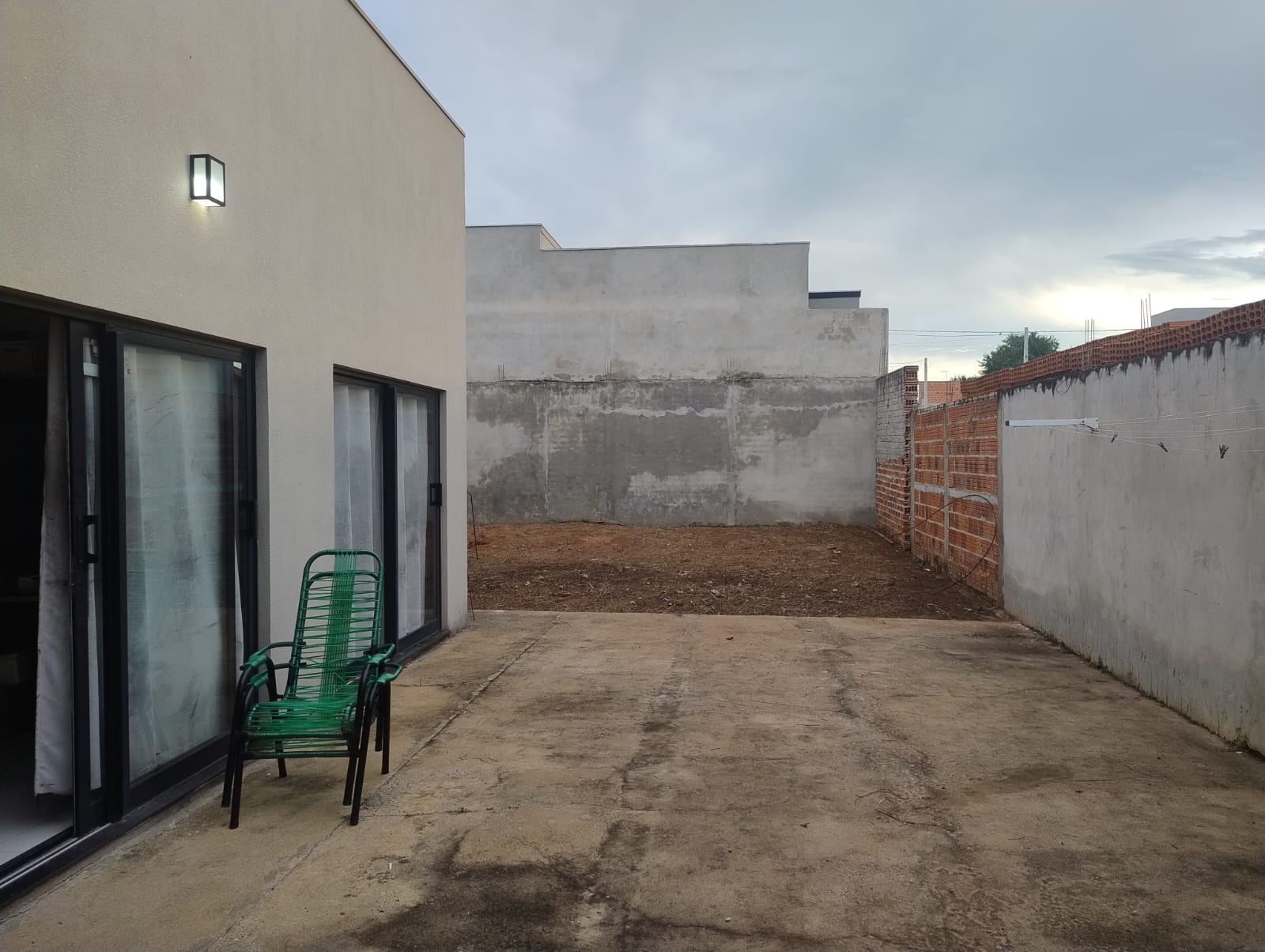 ÓTIMA CASA MODERNA NO JARDIM IPANEMA 