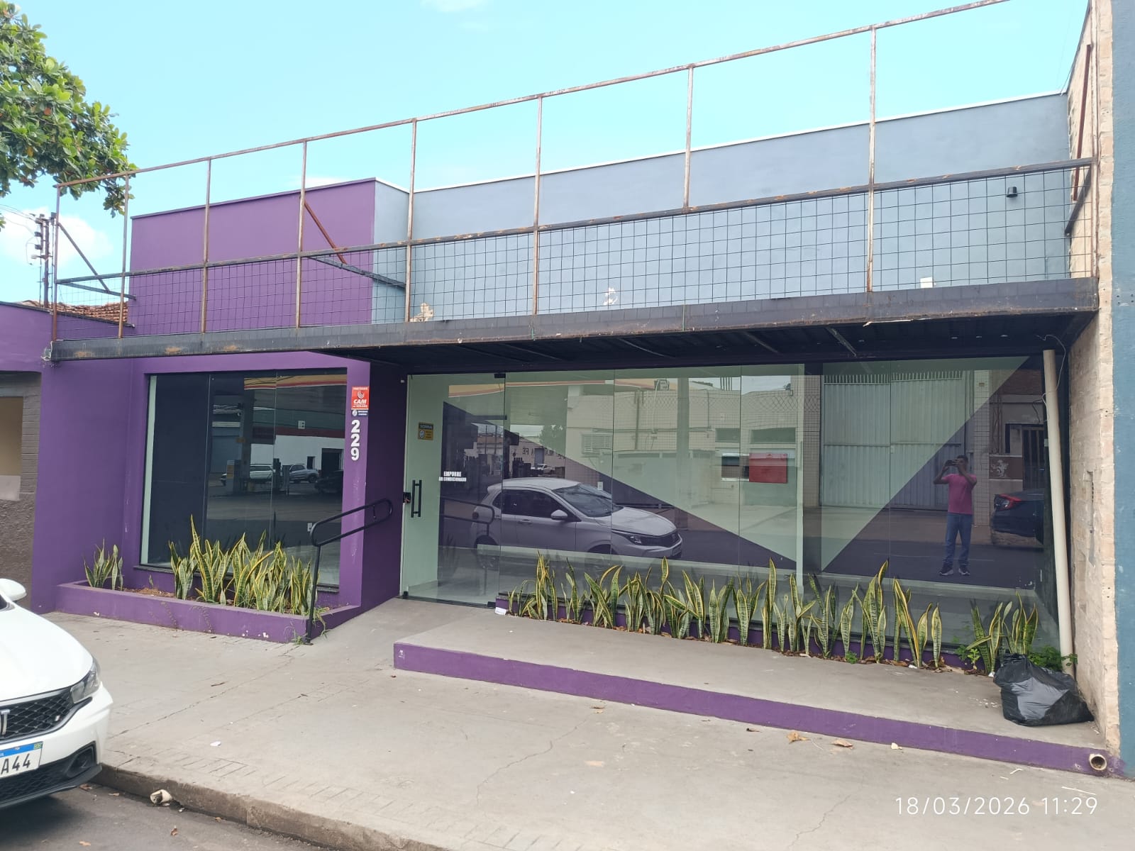 Avenida Fernando Ribeiro de Barros, 229 - Centro