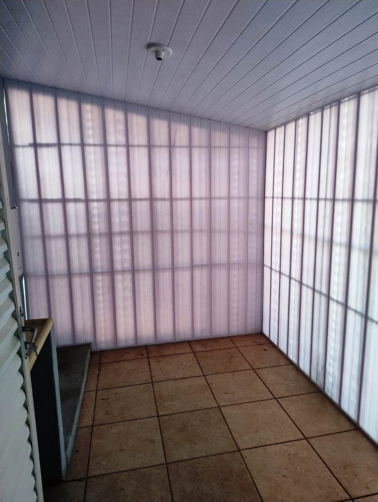 IMÓVEL COMERCIAL COM EDICULA NOS FUNDOS