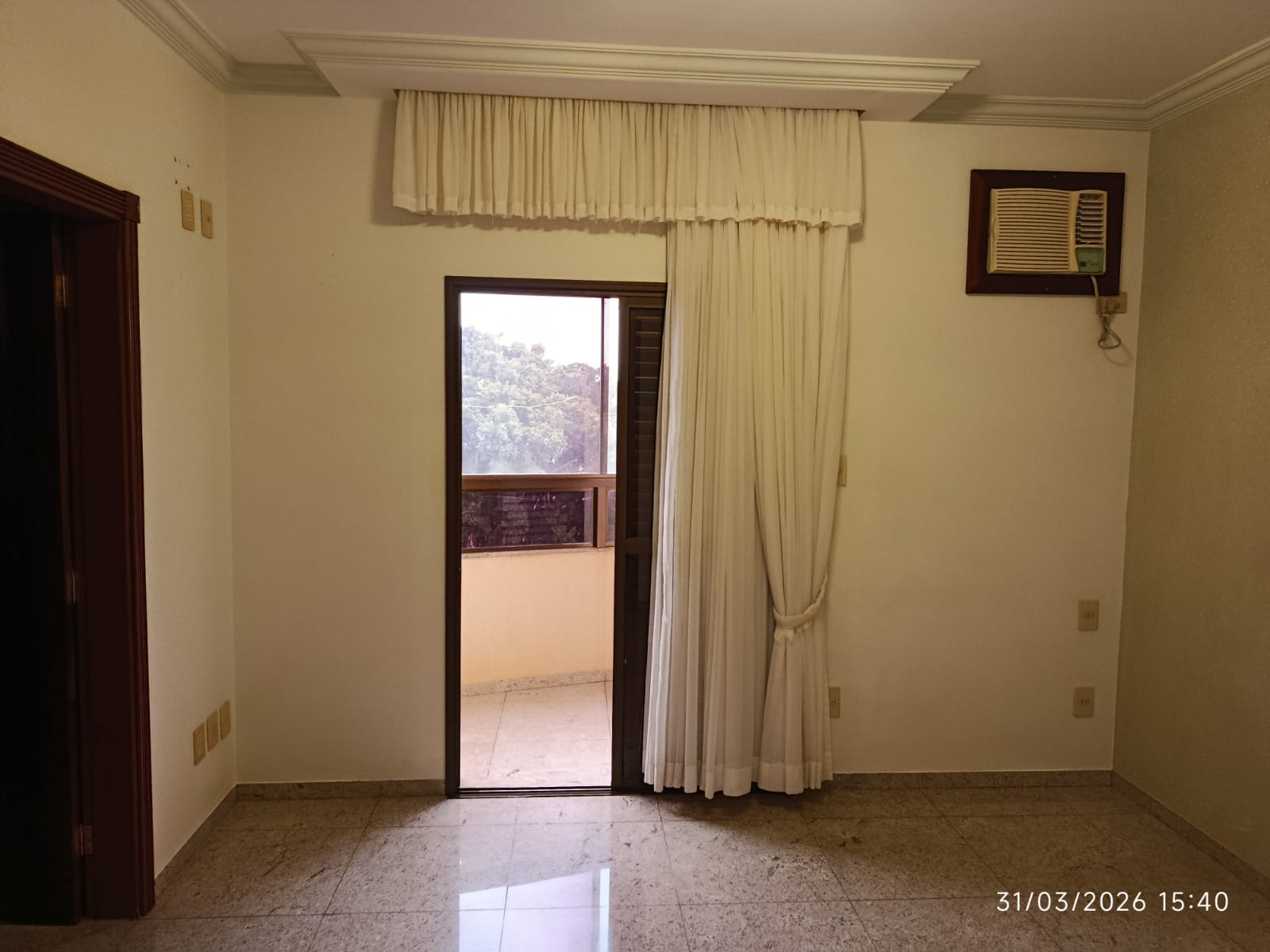 Praça Doutor Carlos Sampaio,45 - Apto 51, 5° Andar - Centro