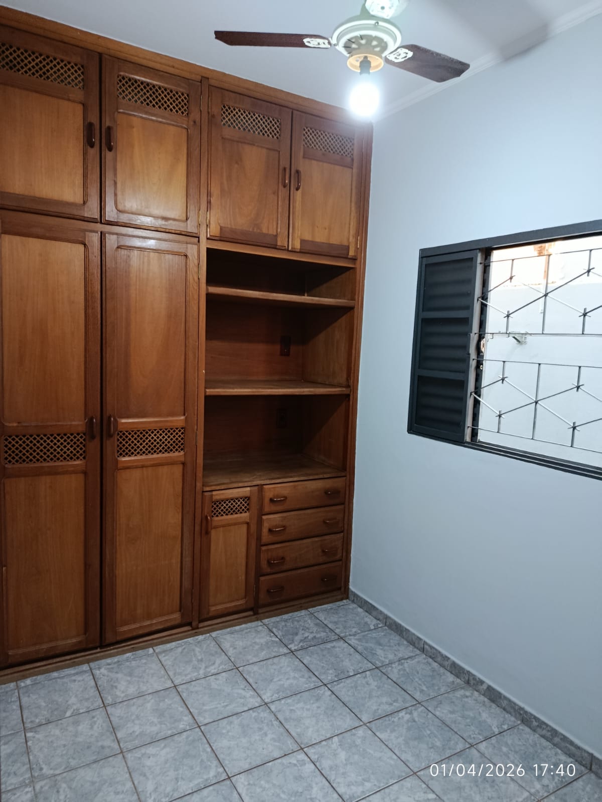 Avenida Mário Bis, 31 - Loteamento Residencial Alto das Brisas