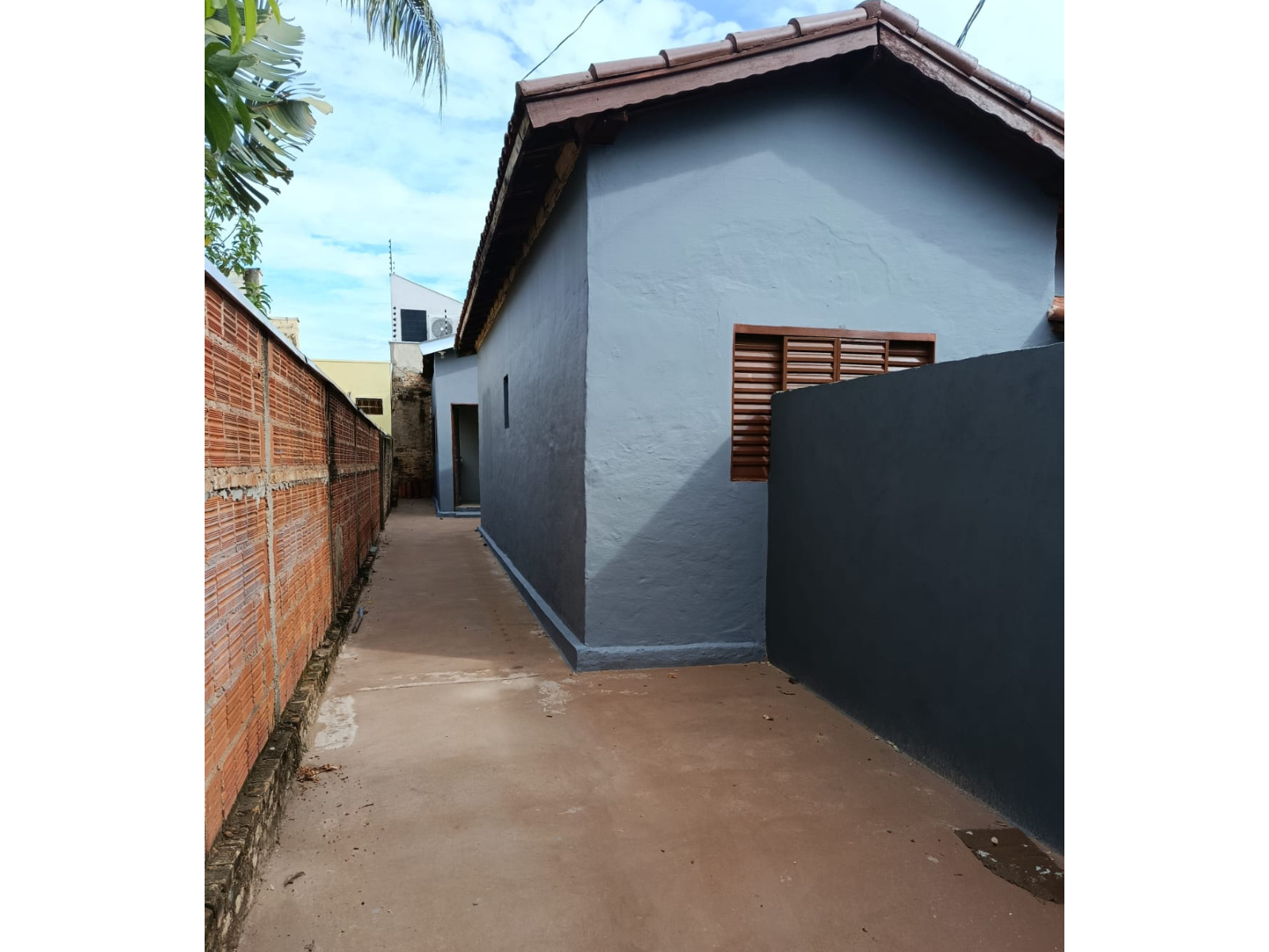 Avenida Leblon, 425 Fundos - Jardim Guanabara