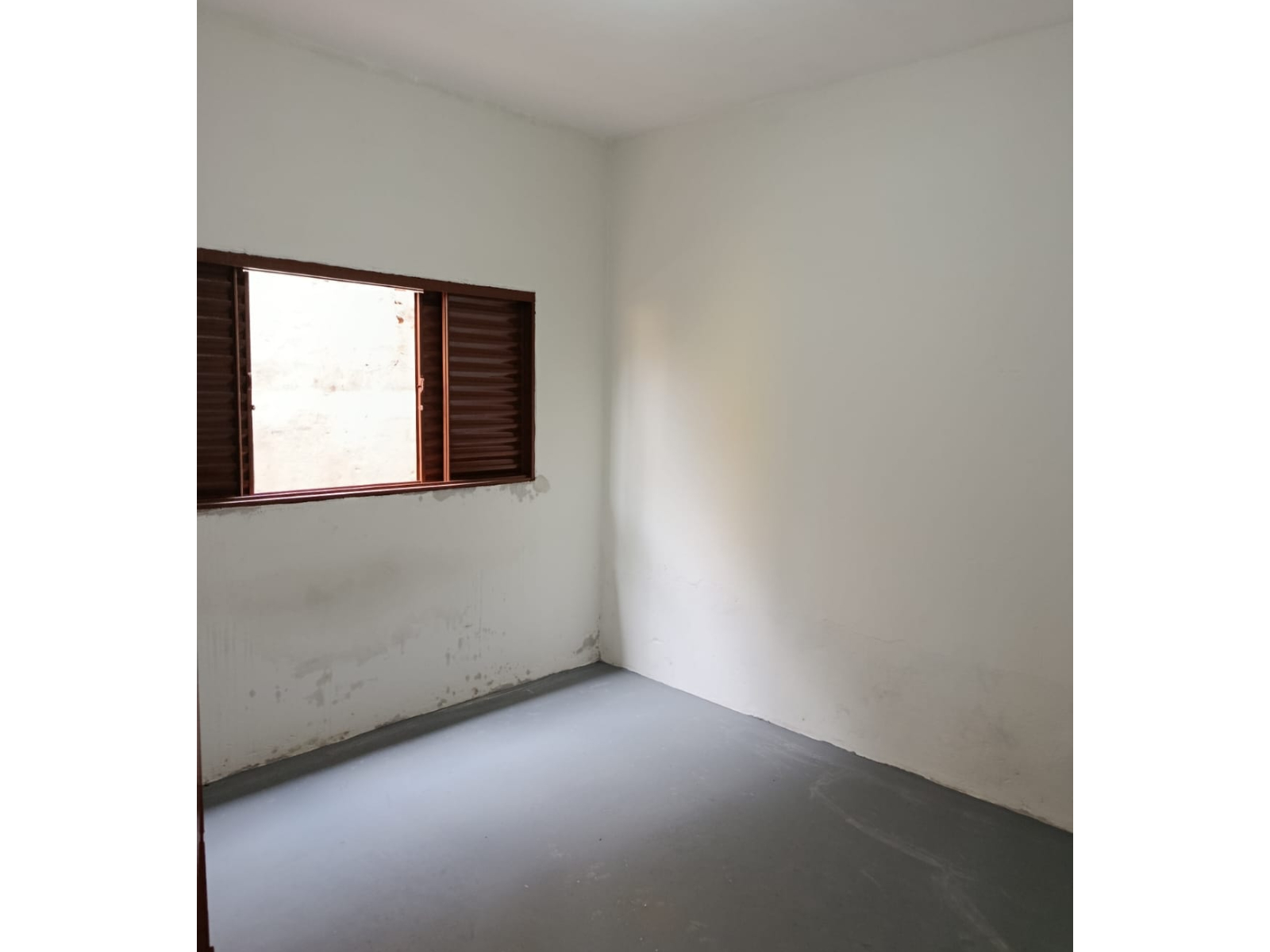 Avenida Leblon, 425 Fundos - Jardim Guanabara