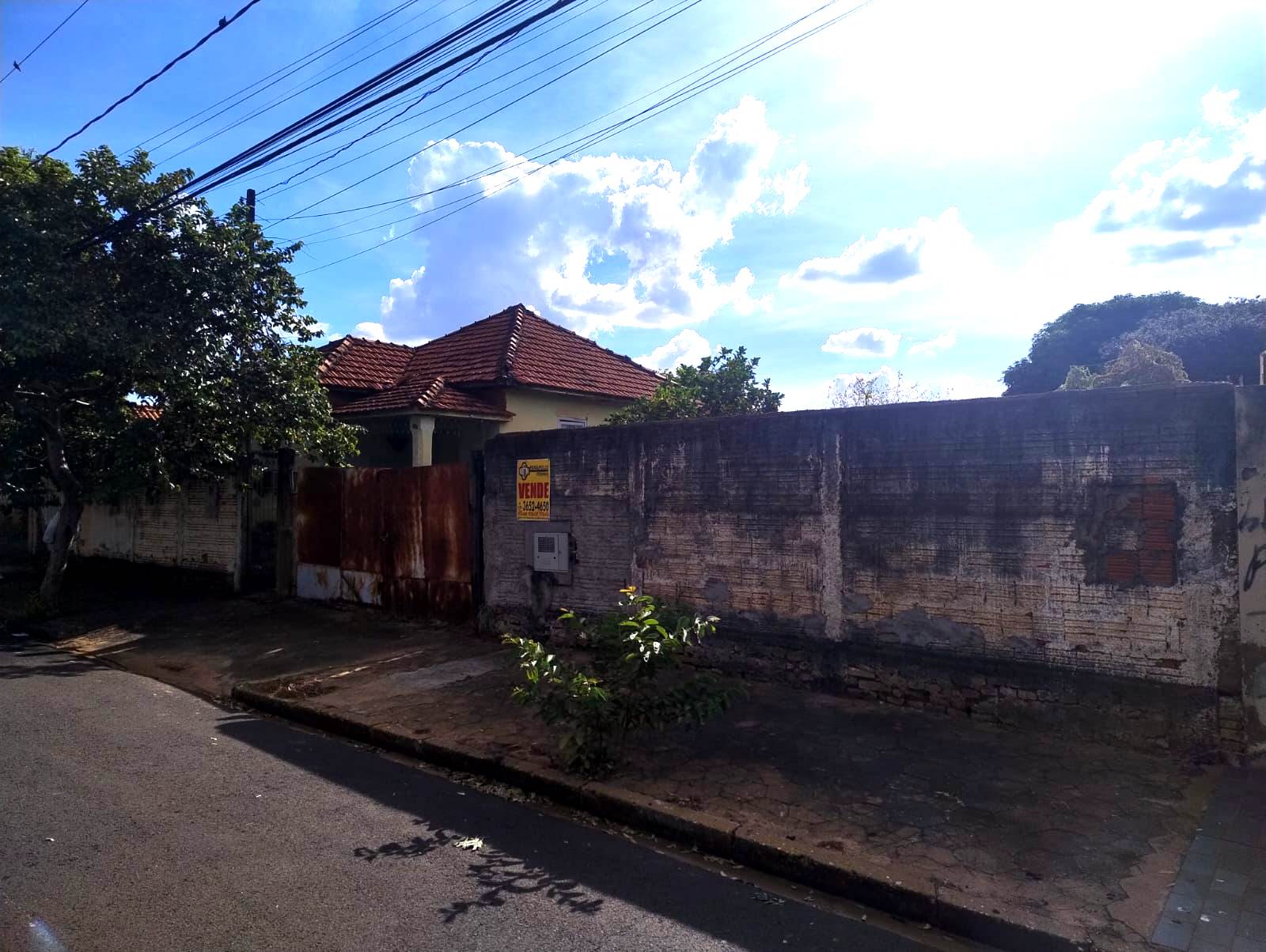 DOIS TERRENOS JUNTOS NA VILA FÁTIMA 