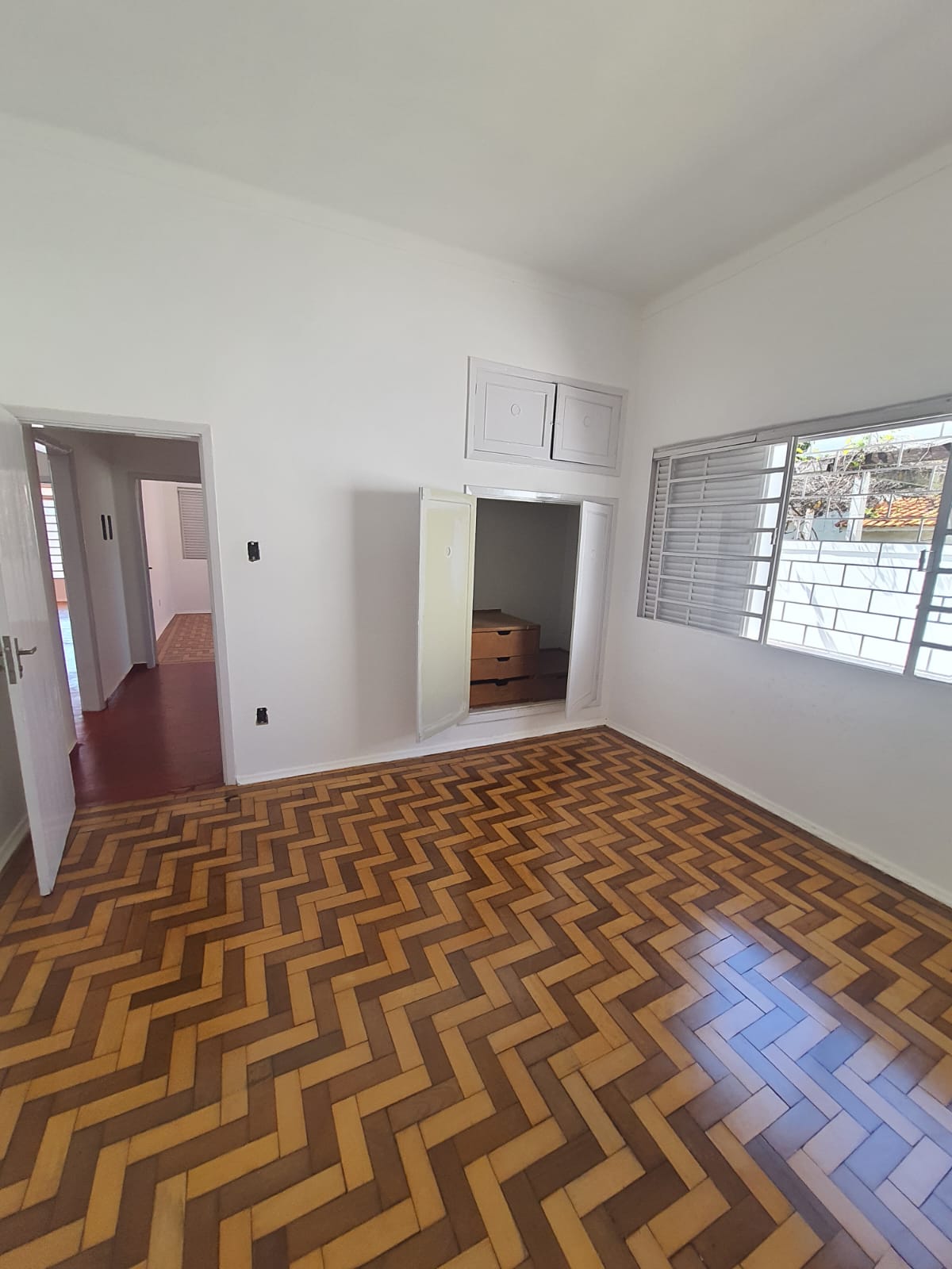CASA NO CENTRO, ÓTIMA LOCALIZAÇÃO