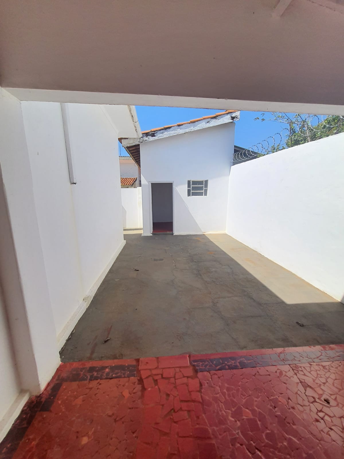 CASA NO CENTRO, ÓTIMA LOCALIZAÇÃO