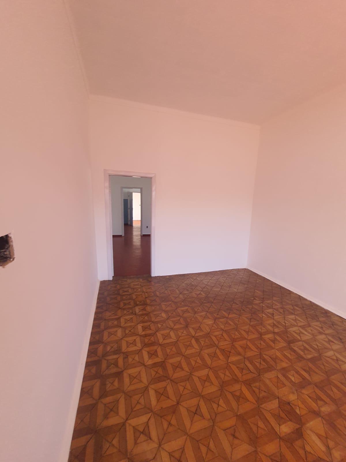 CASA NO CENTRO, ÓTIMA LOCALIZAÇÃO